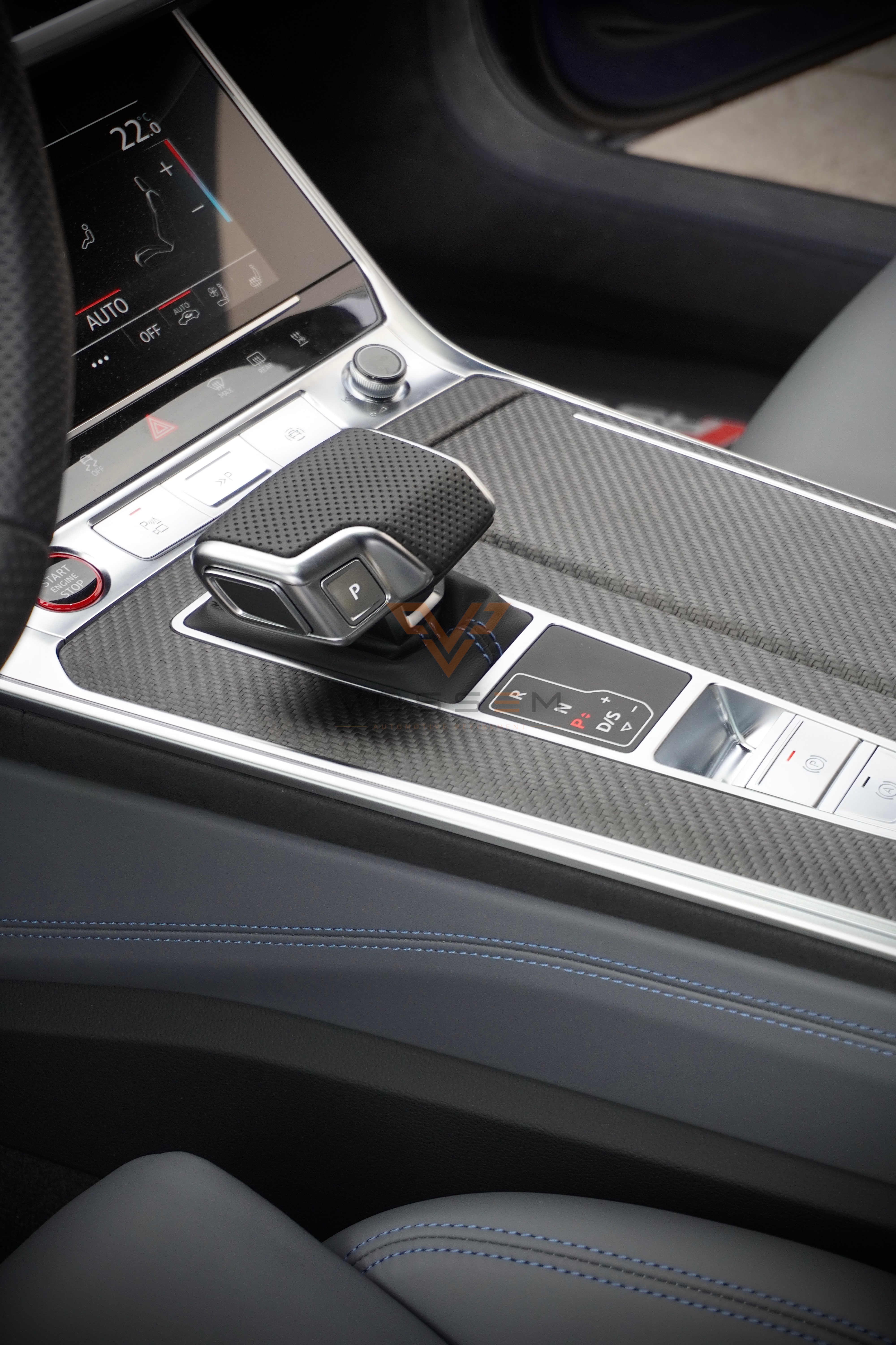 Audi RS6 C8 Mittelkonsolenblende