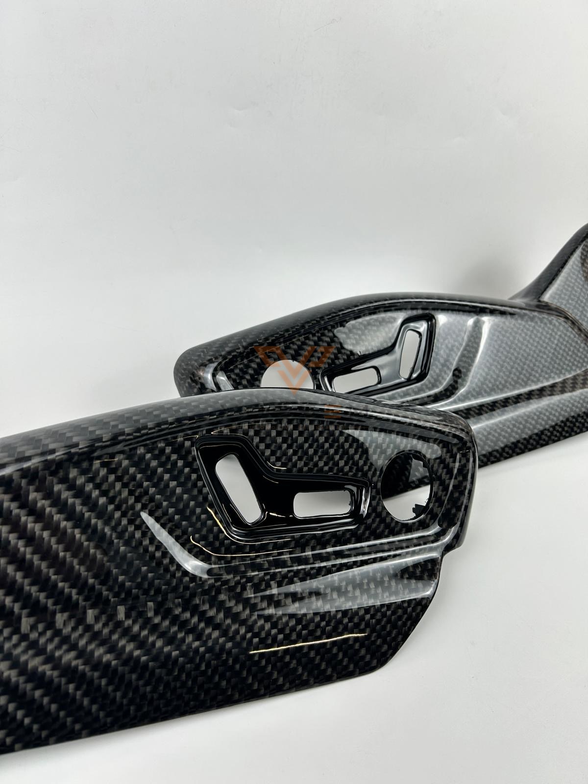 Audi RS Q8 Sitzverstell Blenden